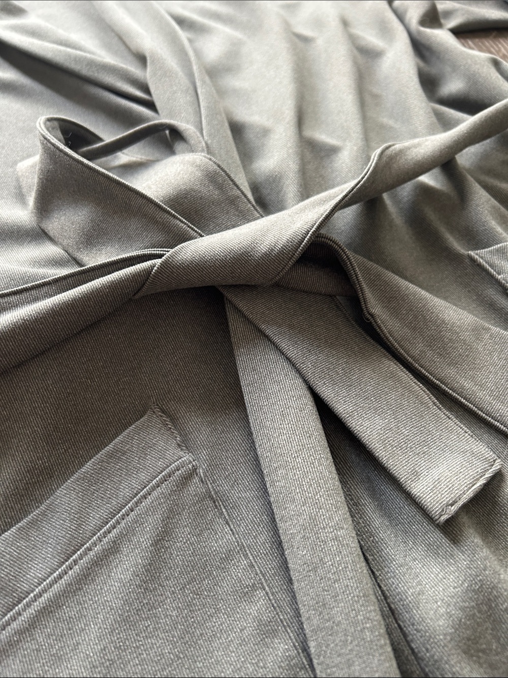 Free FWD Men's All Day Robe - Picture 5 of 7